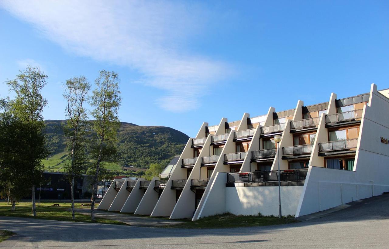 Oppdal Turisthotell Zewnętrze zdjęcie