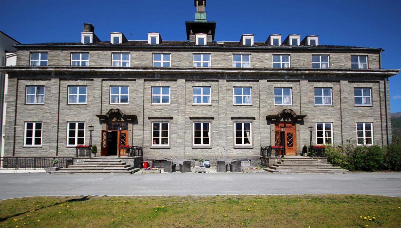 Oppdal Turisthotell Zewnętrze zdjęcie